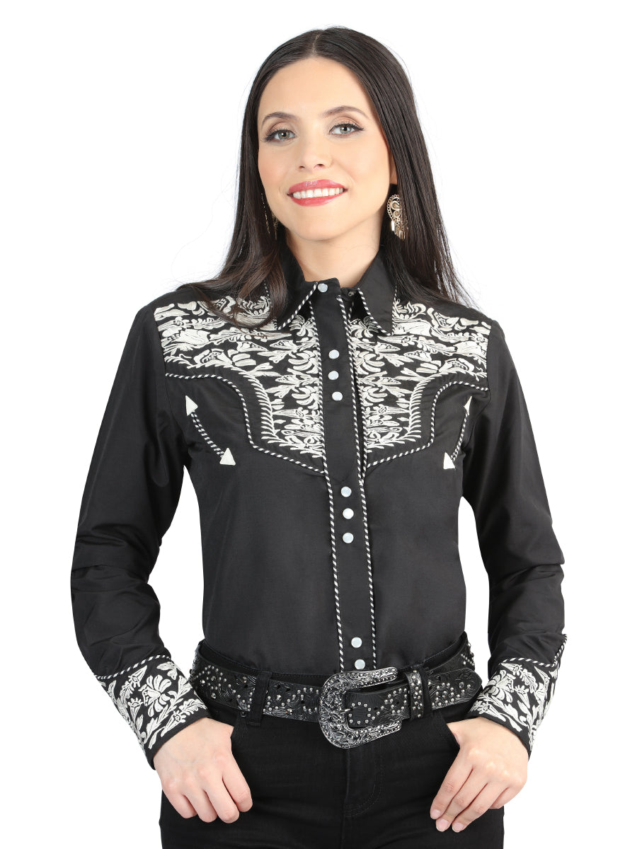 The Women's Vaquera Embroidered Shirt — Black & Silver (No. 44342)