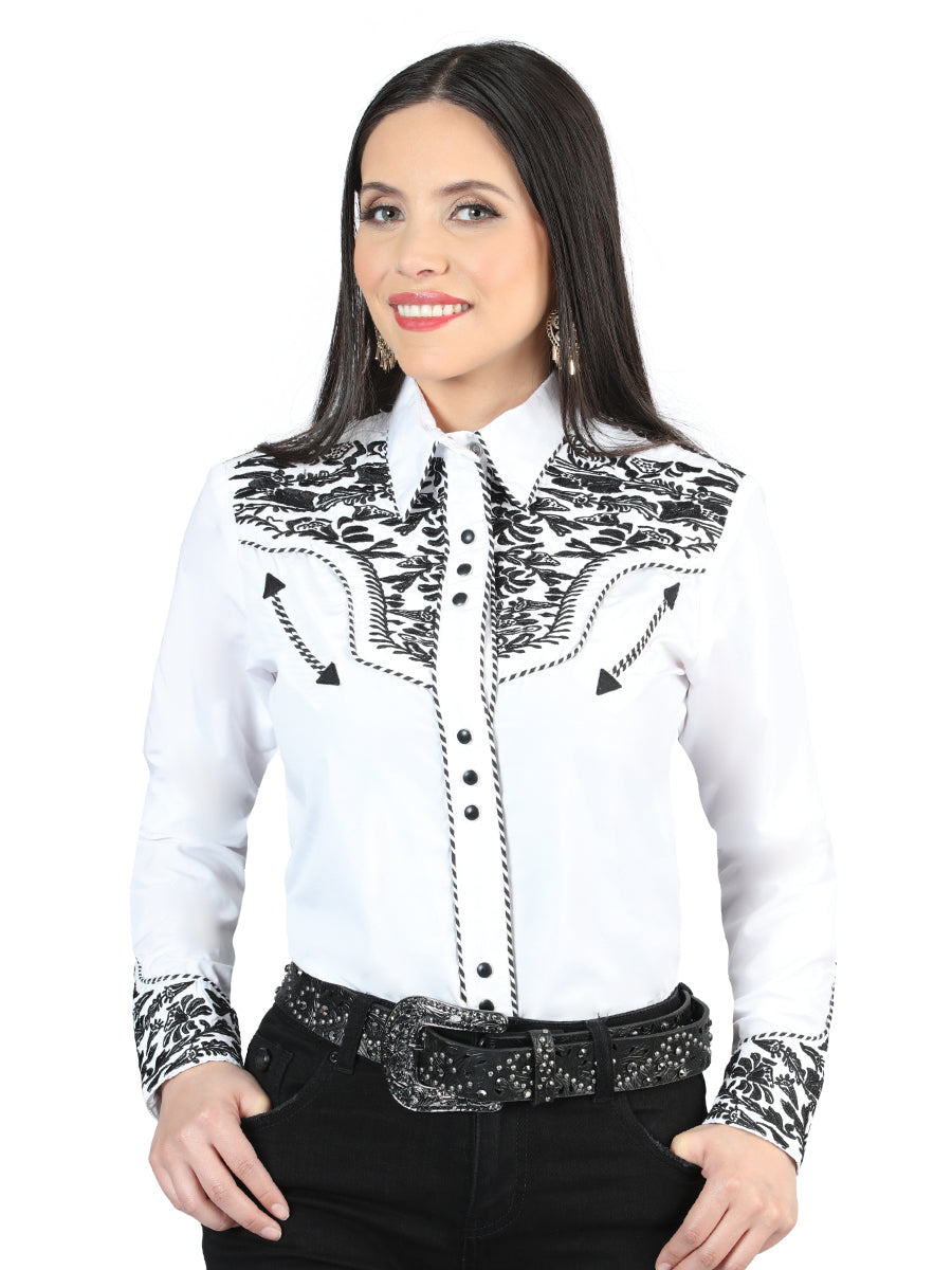 The Women's Vaquera Embroidered Shirt — White & Black (No. 44343)